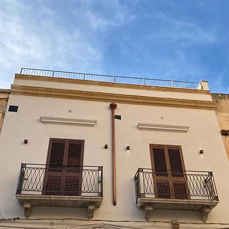 Casa Vacanze Al Trenta3 Marsala Extérieur photo